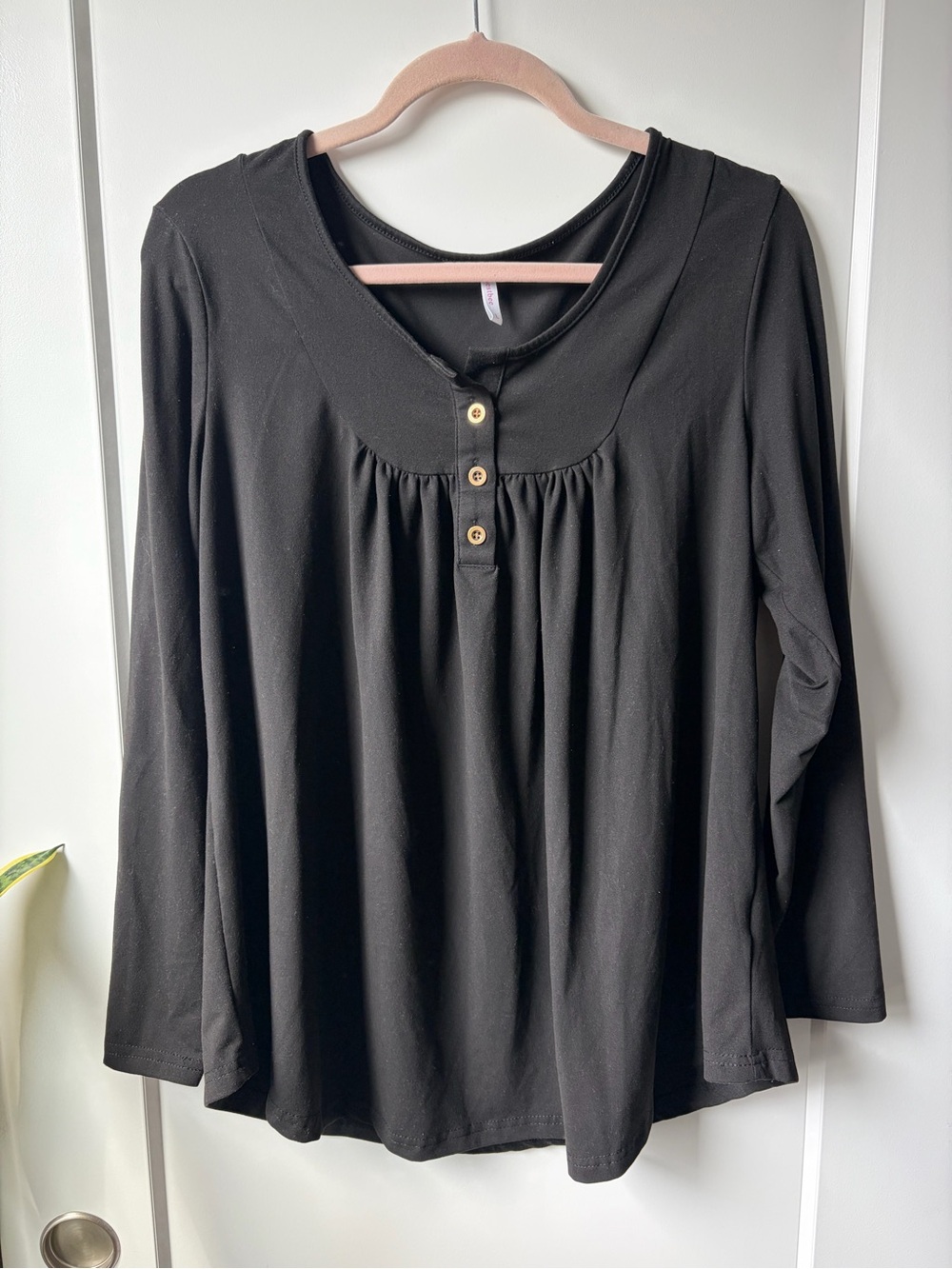 Women's Black Long-Sleeve Button Yoke Top